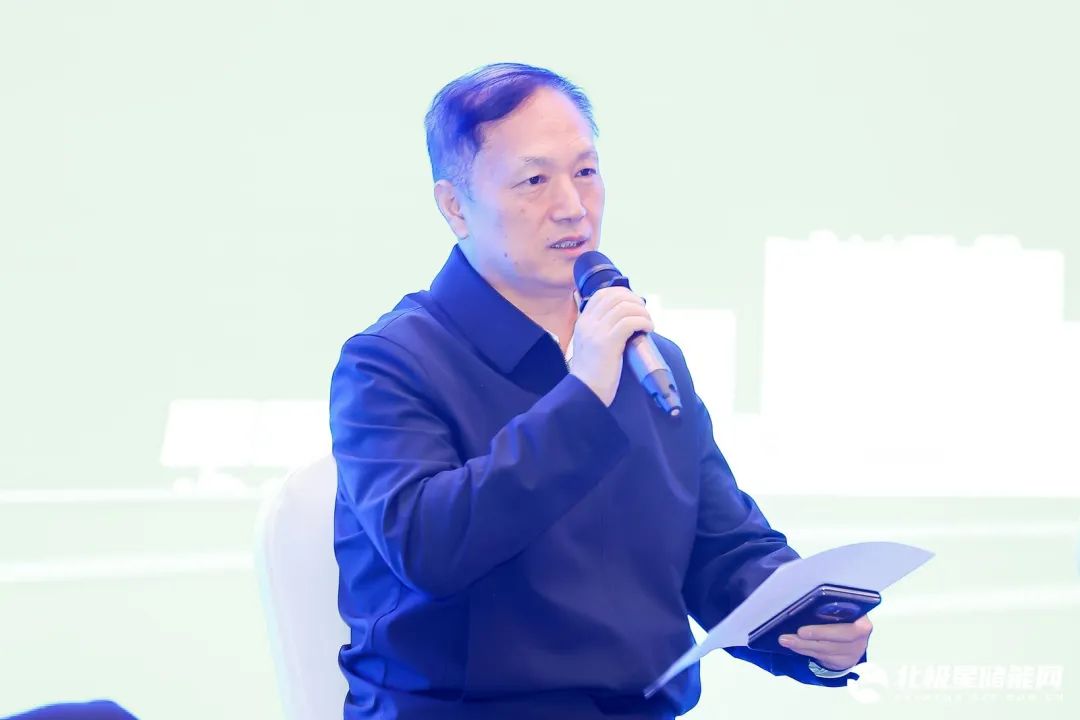 奋楫笃行、探寻储能新“法则”!2024中国储能技术创新应用峰会圆满闭幕!(图22) 奋楫笃行、探寻储能新“法则”!2024中国储能技术创新应用峰会圆满闭幕!(图22)