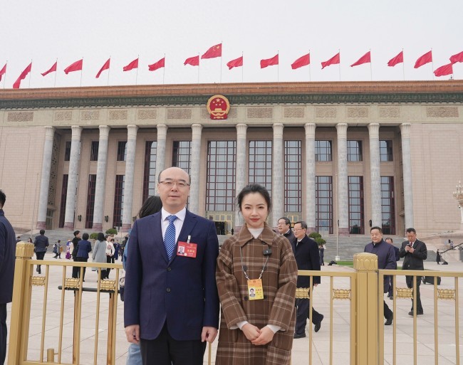 两会声音丨全国人大代表国网山东省电力公司董事长、党委书记王志伟:优化新能源顶层设计 推动行业高质量发展(图1) 两会声音丨全国人大代表国网山东省电力公司董事长、党委书记王志伟:优化新能源顶层设计 推动行业高质量发展(图1)