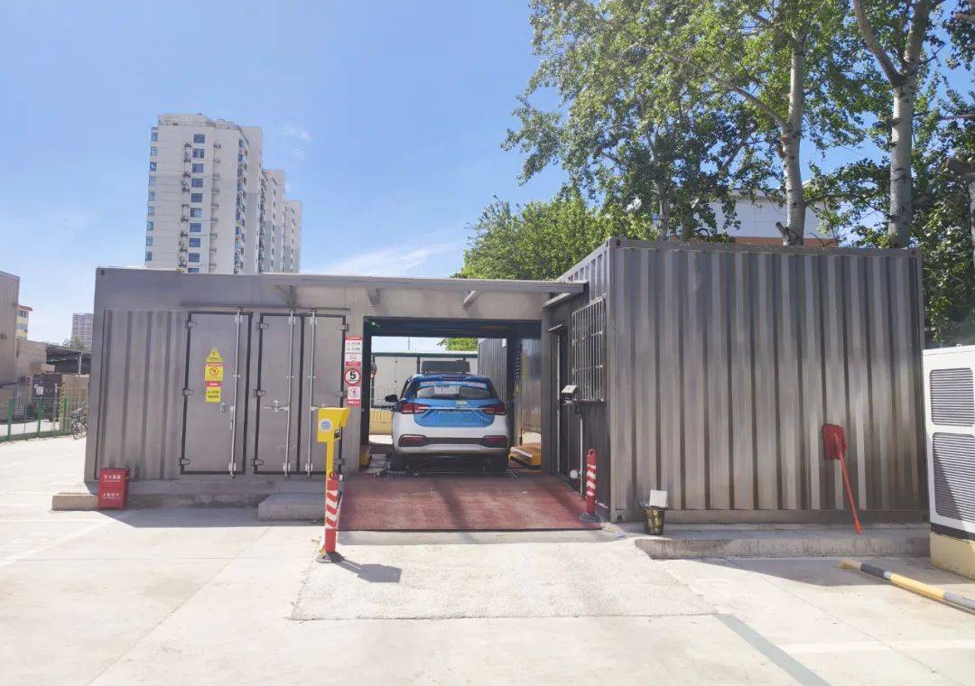 石家庄首座出租车换电站投入使用!(图1) 石家庄首座出租车换电站投入使用!(图1)